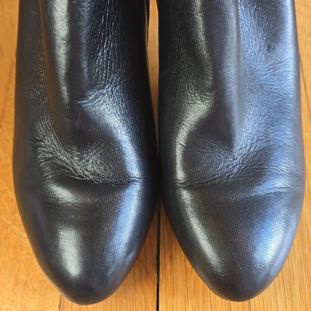 Vince Camuto, Velino Black Ankle Boots, Leather, EUC, Women's 10 - Picture 9 of 16